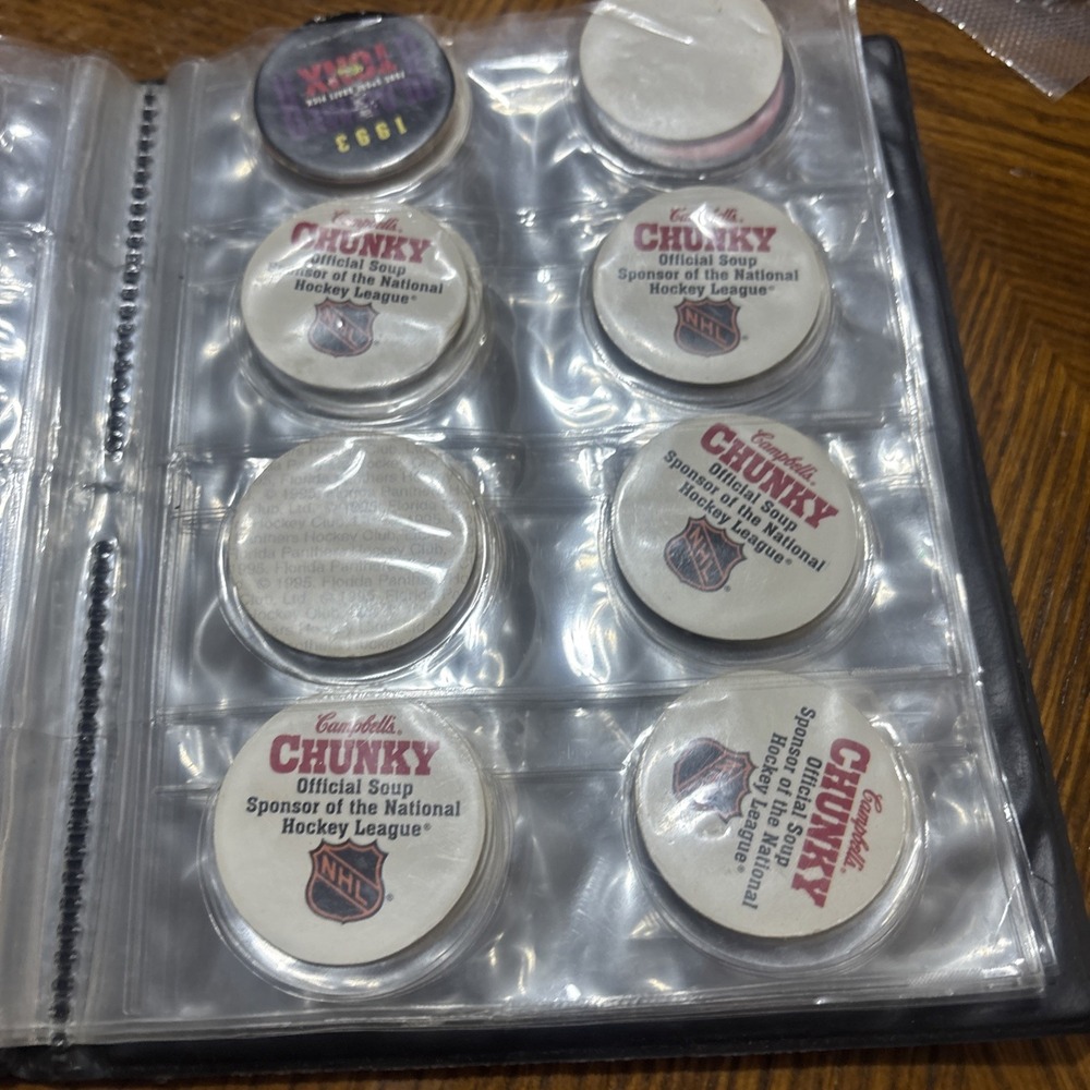 Pog Case And‎ Pogs - Picture 6 of 13